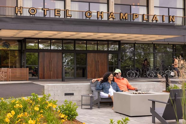 Images Hotel Champlain Burlington, Curio Collection by Hilton