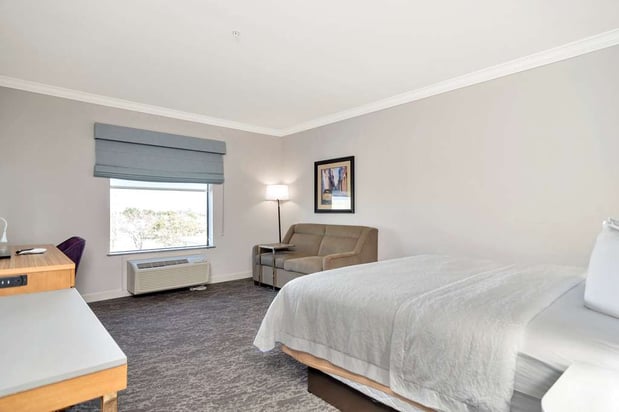 Images Hampton Inn & Suites Fort Worth-Fossil Creek