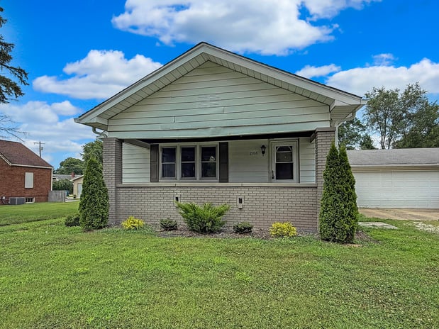 Images Tracey Symon NextHome Real Estate