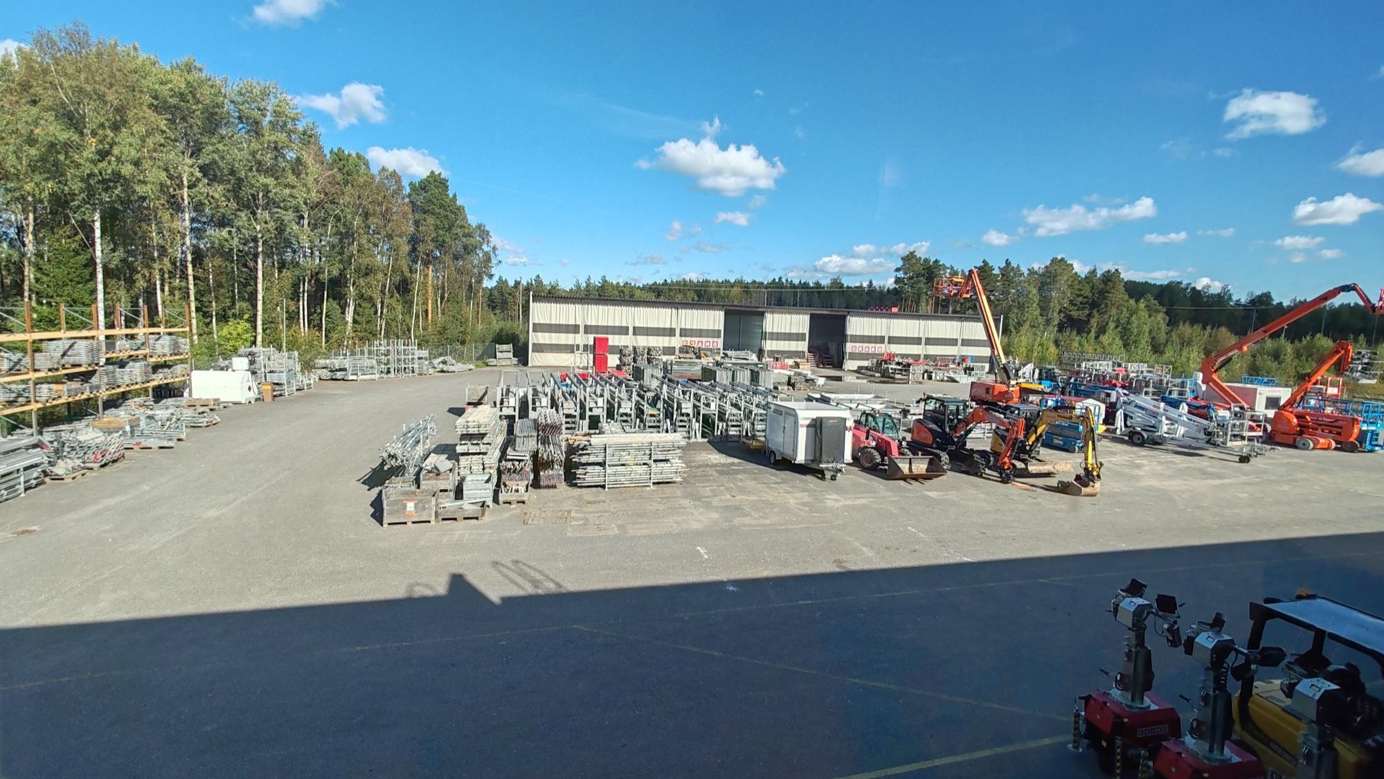 Images CRAMO konevuokraamo Turku