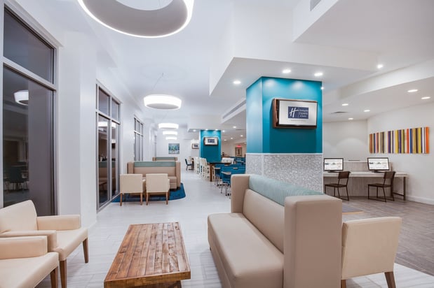 Images Holiday Inn Express & Suites Panama City Beach - Beachfront by IHG