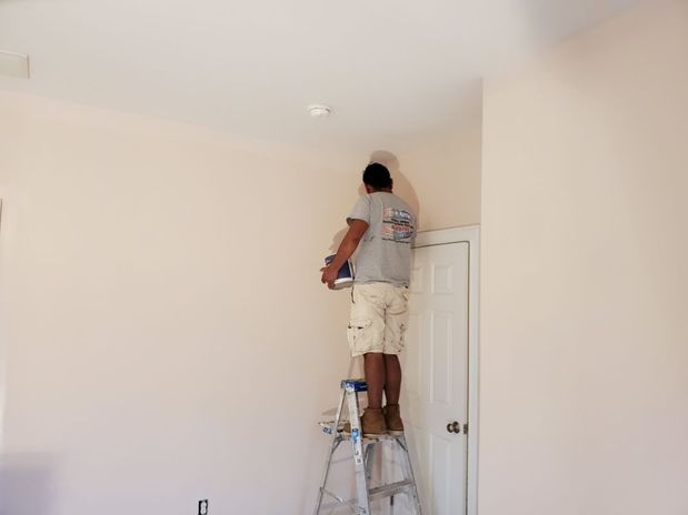 Images Robinson's Painting & Home Improvement LLC