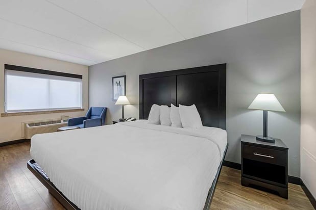 Images Best Western Shelbyville Inn and Suites Celebration Inn