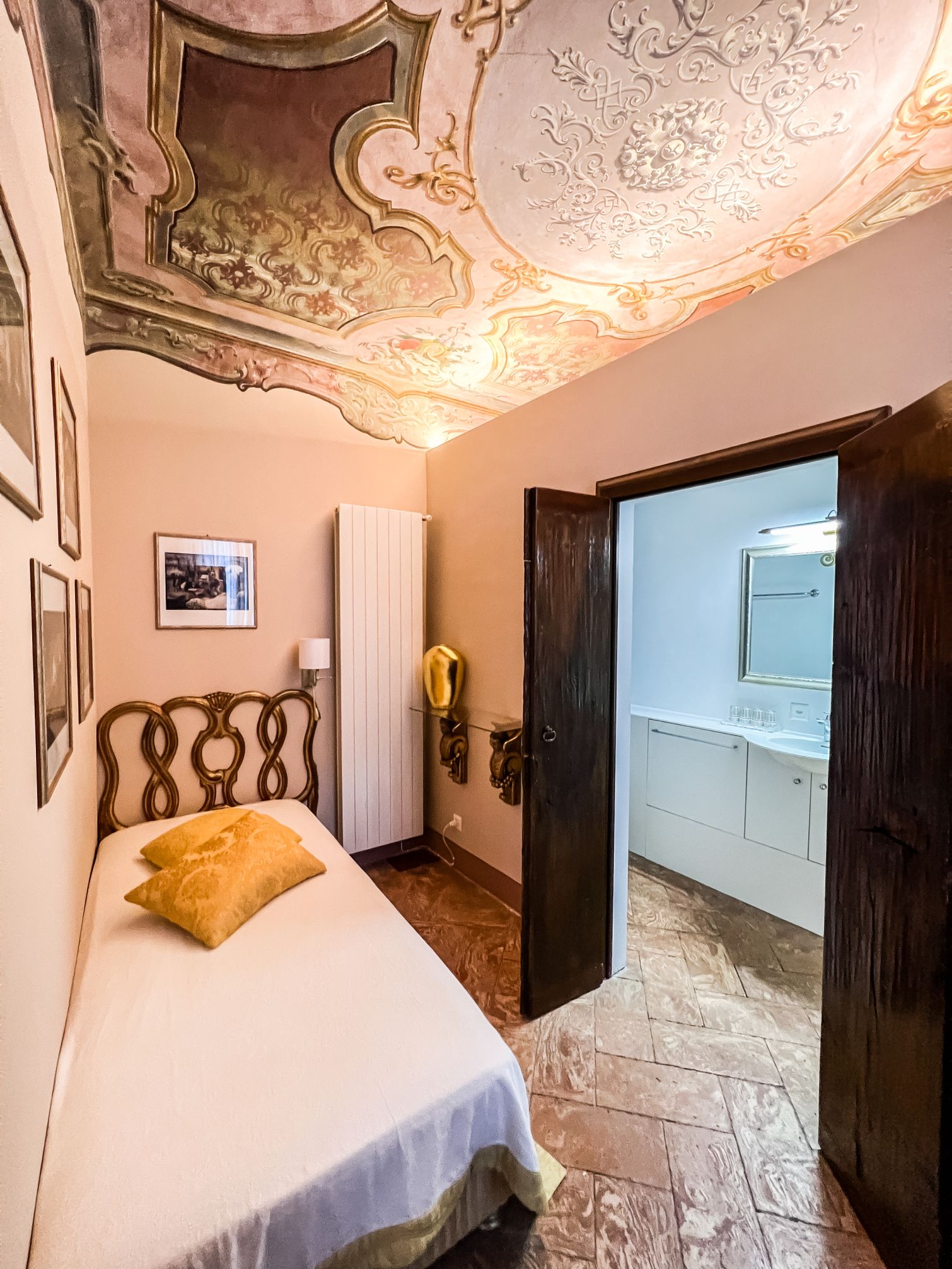 Bilder Grotto Flora B&B