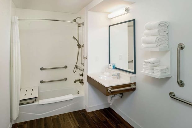 Images Hampton Inn & Suites Binghamton/Vestal