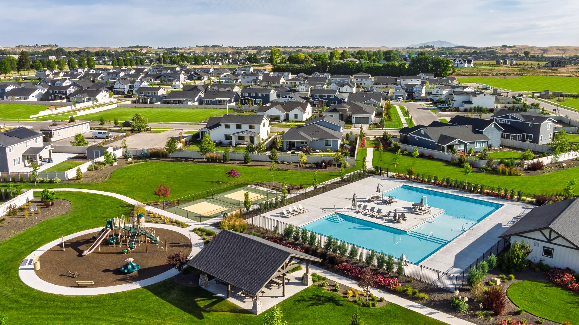 Community pool