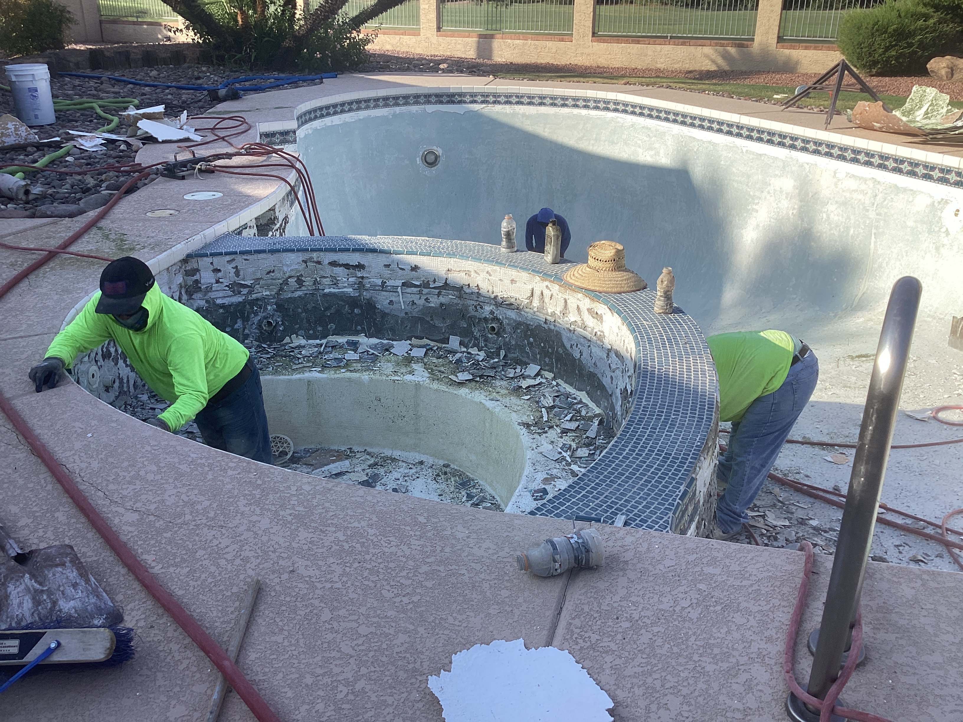 If you are searching for a trusted Scottsdale pool repair and service company to modernize your syst 