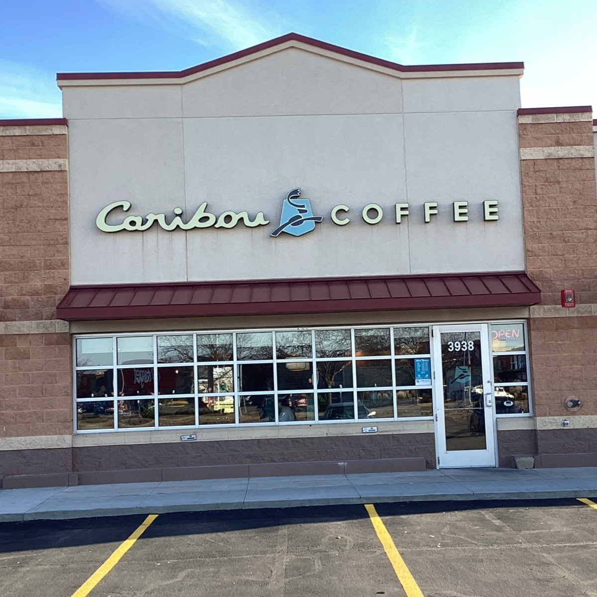 Storefront of the Caribou Coffee at 3938 Marketplace Drive NW in Rochester