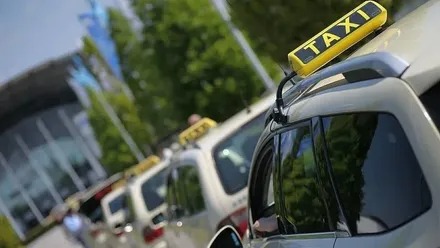 CASA- & Sihltal-Taxi, Florastrasse 2 in Adliswil