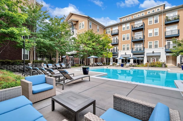 Images Camden Monument Place Apartments