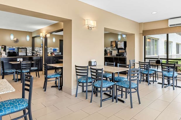 Images Best Western Baraboo Inn