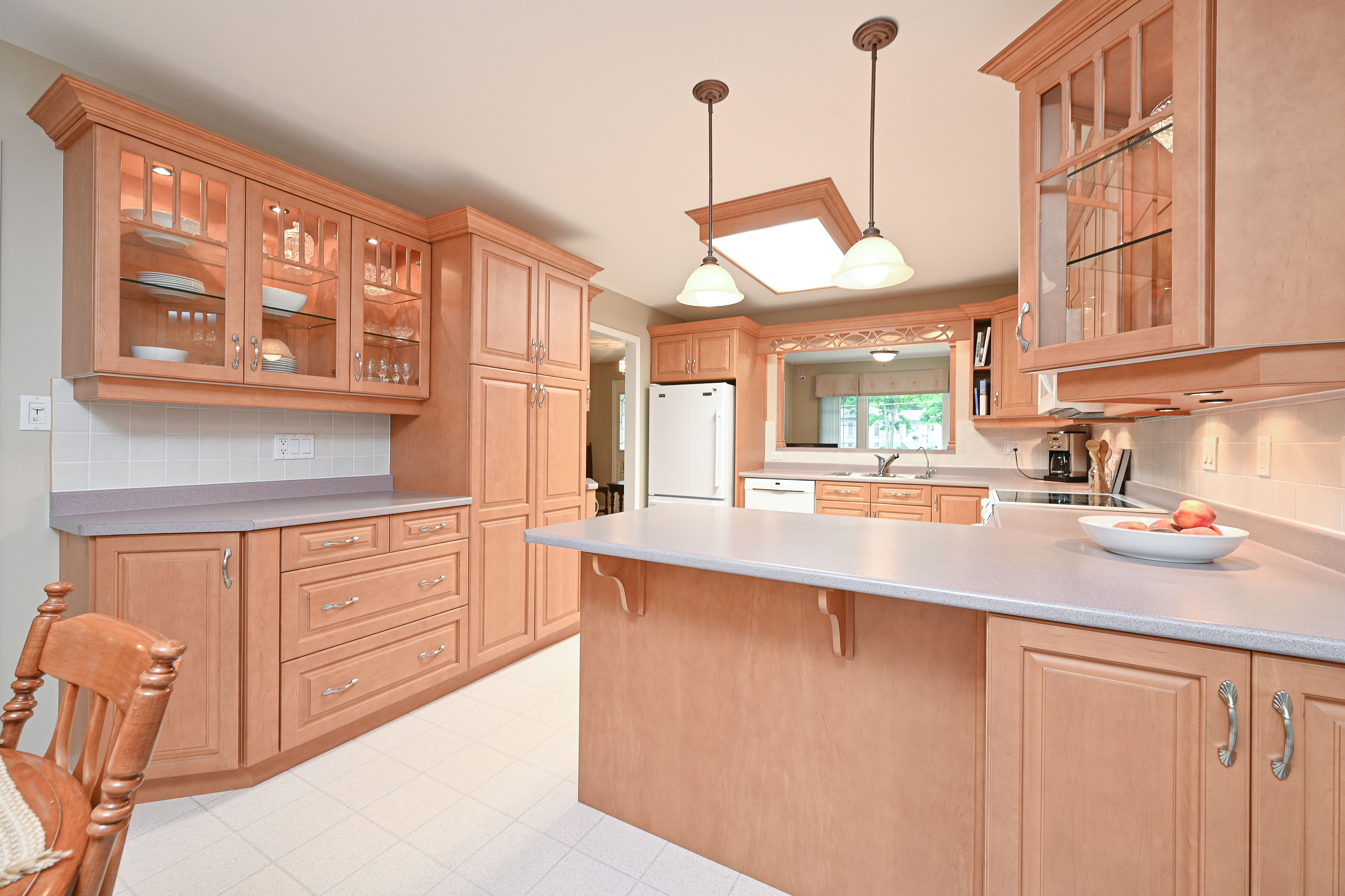 Images Leif Olson - Ottawa Real Estate Agent - Hamre Team RE/MAX Affiliates