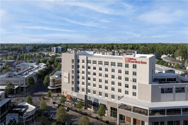 Images Hilton Garden Inn Charlotte Waverly