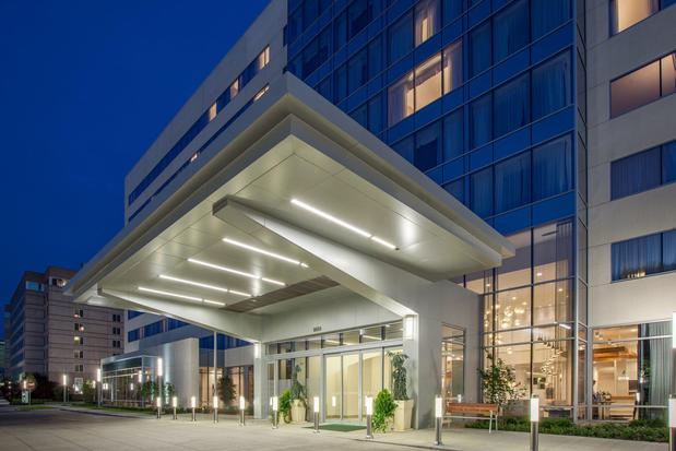 Images Holiday Inn Cleveland Clinic by IHG