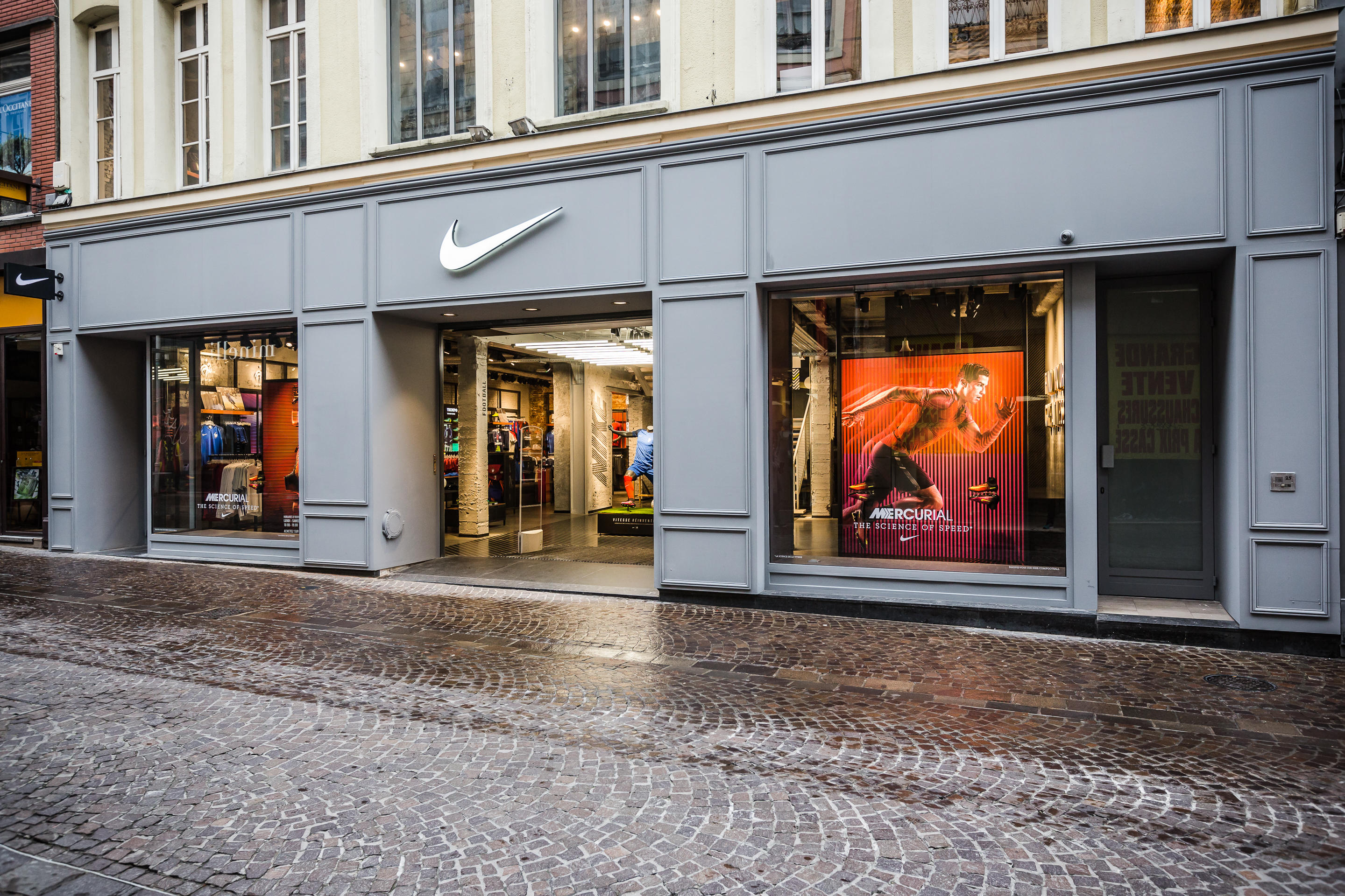 Images Nike Store Lille