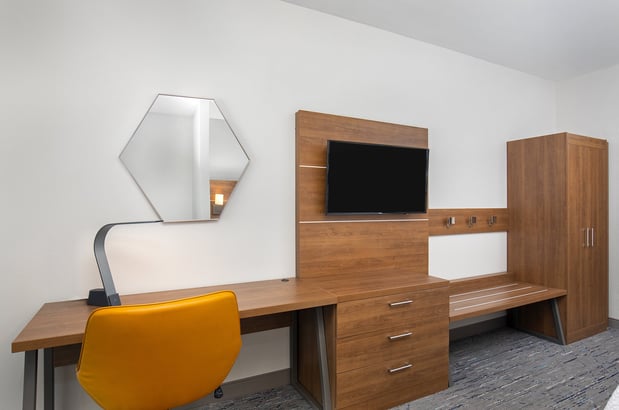 Images Holiday Inn Express & Suites Carrollton West by IHG
