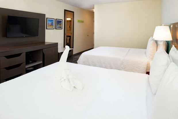Images Hampton Inn Greensboro-Airport