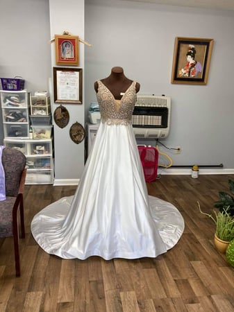 Images Munford Tailoring and Alteration