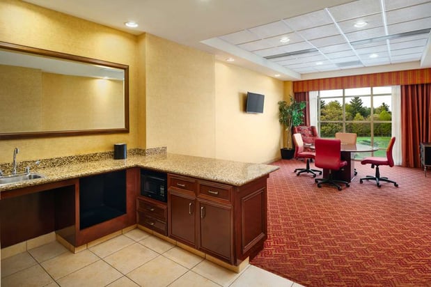 Images Embassy Suites by Hilton Charlotte Concord Golf Resort & Spa