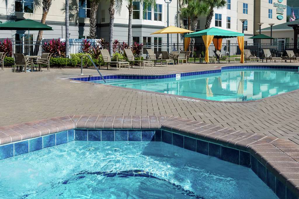 Homewood Suites by Hilton Orlando-Nearest to Univ Studios