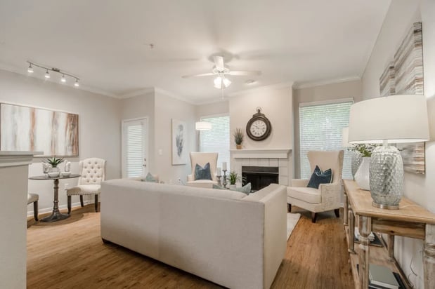 Images Edgewood Village