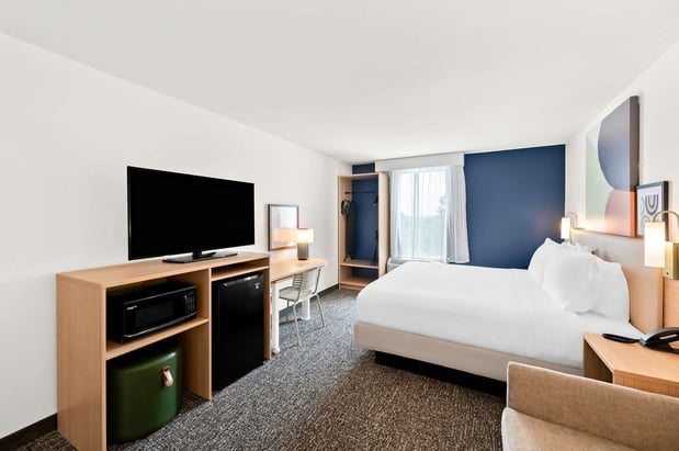 Images Spark by Hilton Branson Meadows