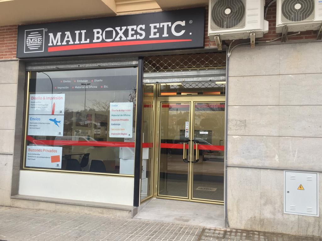 Images Mail Boxes Etc. - Centro MBE 3056