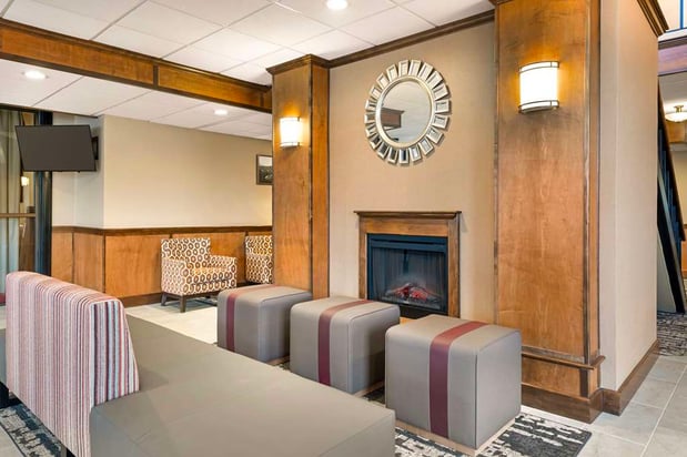 Images Best Western Green Bay Inn Conference Center