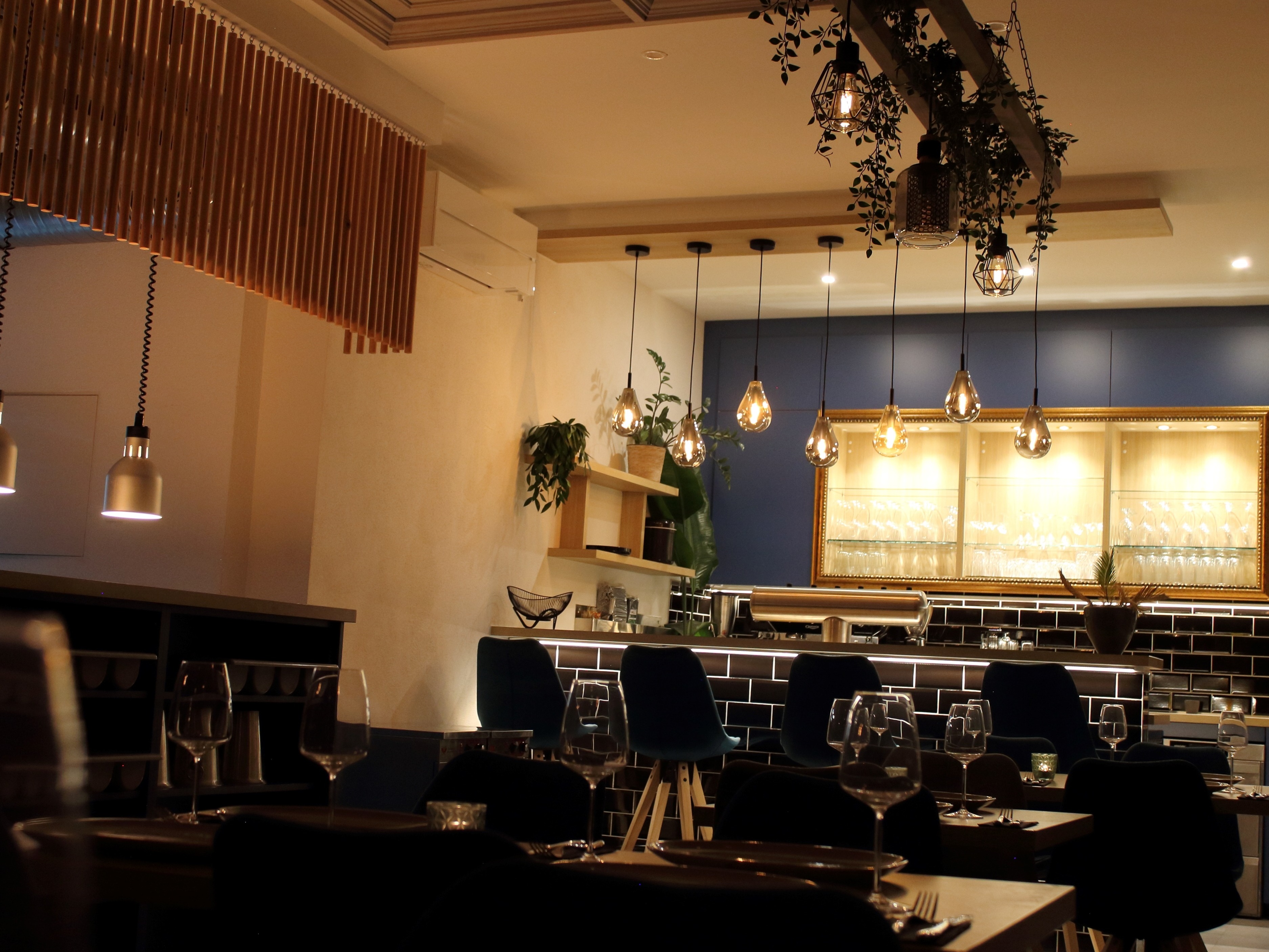 Bilder AROMA - Bar | Restaurant | Events