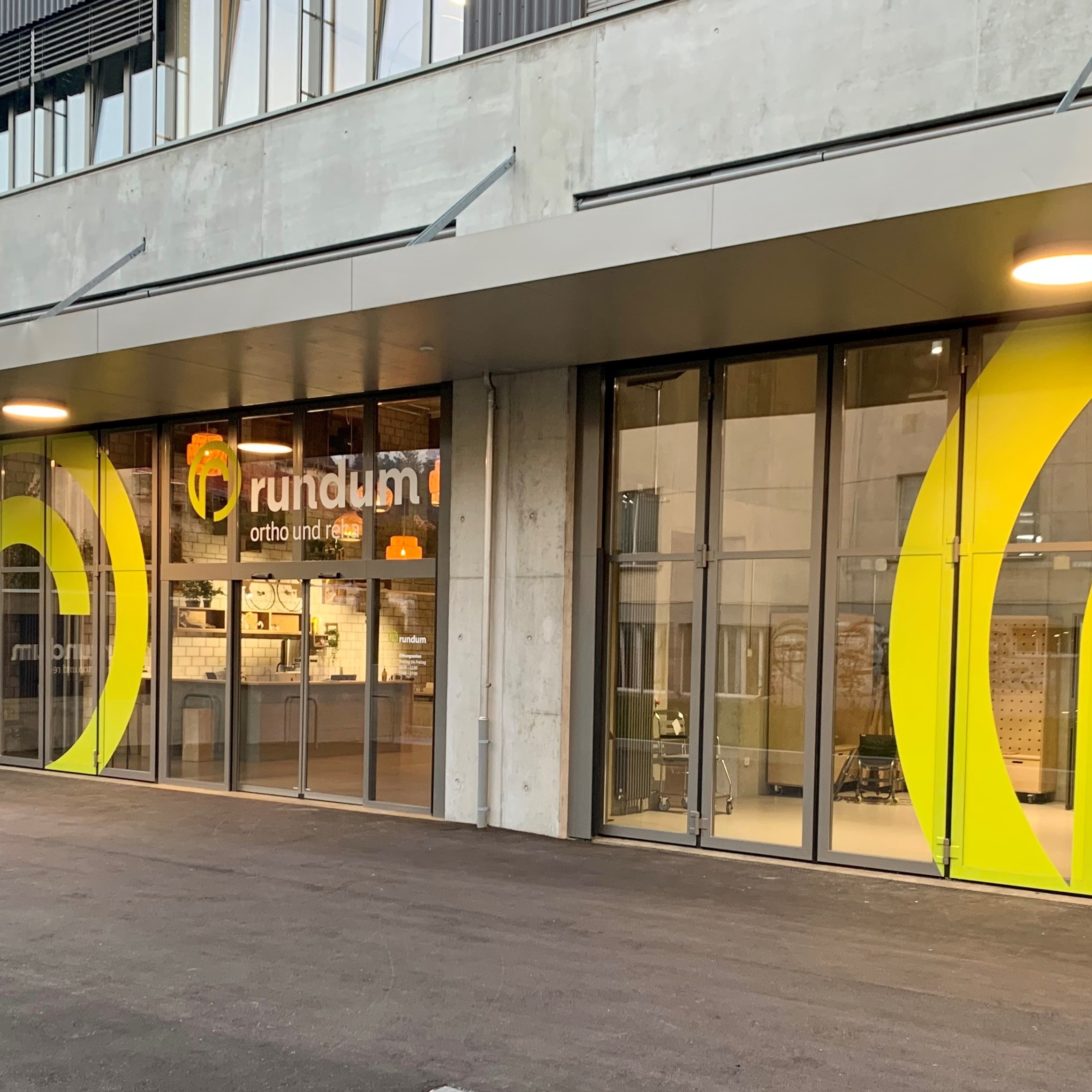 rundum hock'n roll ortea ag, Waldeggstrasse 42B in Liebefeld