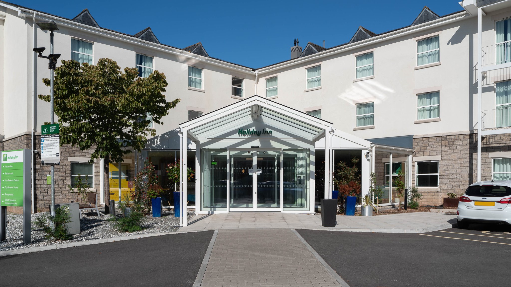 Images Holiday Inn Bristol Airport by IHG