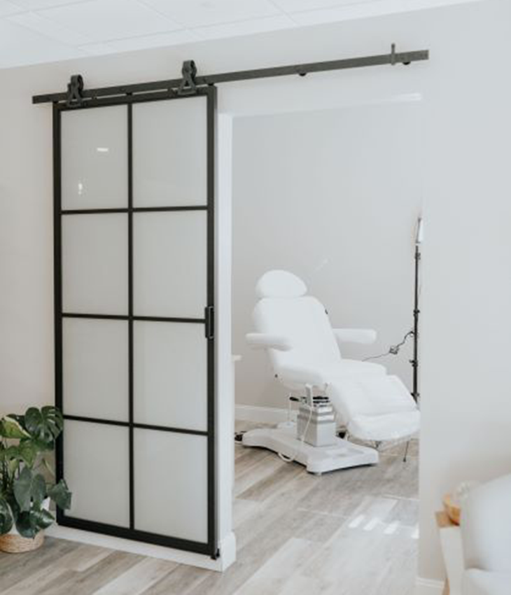 Our approach to minimally invasive anti-aging services will refresh your skin and bring out your natural beauty with our state-of-the-art modern medical aesthetics and wellness services.