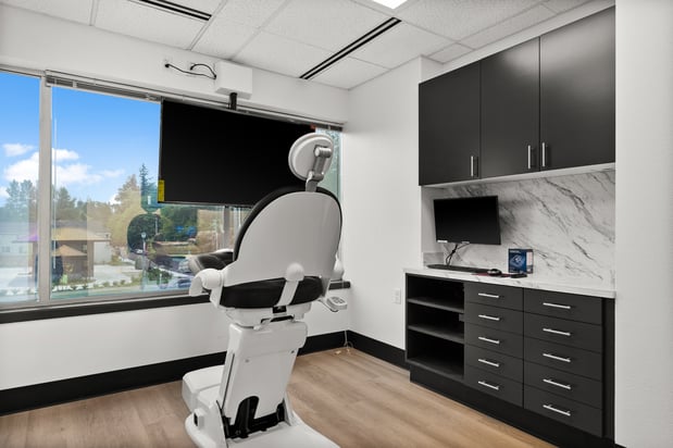 Images Smile Now Tacoma Dentures and Implants