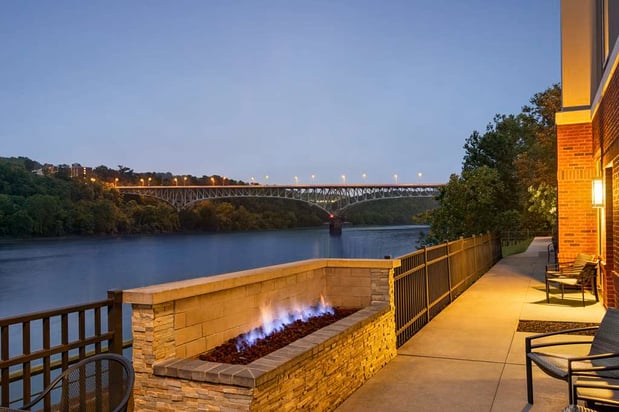 Images Hampton Inn & Suites Pittsburgh/Waterfront-West Homestead