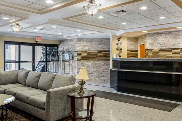 Images Best Western Plus New England Inn & Suites