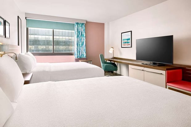 Images Hilton Garden Inn LAX Los Angeles Airport