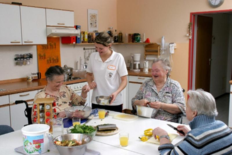 Klinik Jesuitenschlößl Pflegeheim, Kapuzinerstrasse 34-36 in Passau