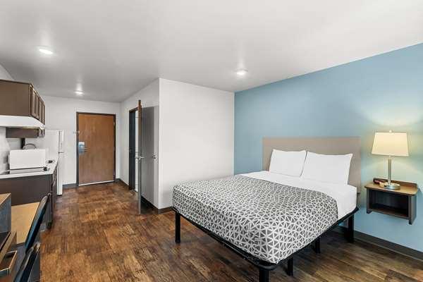 Images WoodSpring Suites Austin North I-35