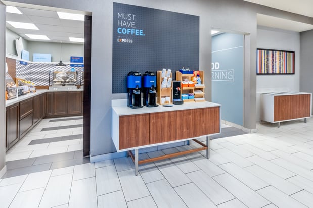 Images Holiday Inn Express & Suites Colorado Springs Afa Northgate by IHG