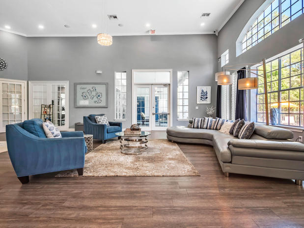 Images Knightsbridge at Stoneybrook