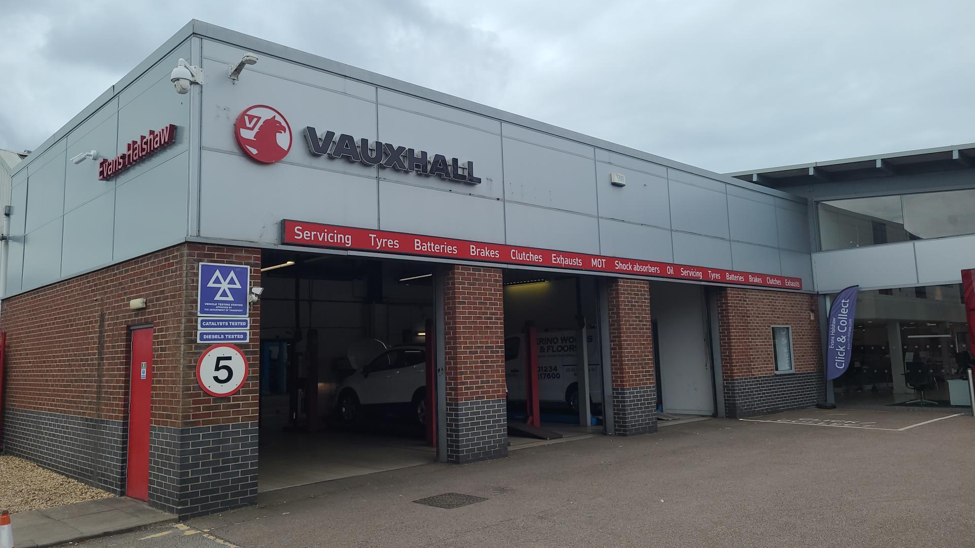 Images Vauxhall Service Centre Bedford