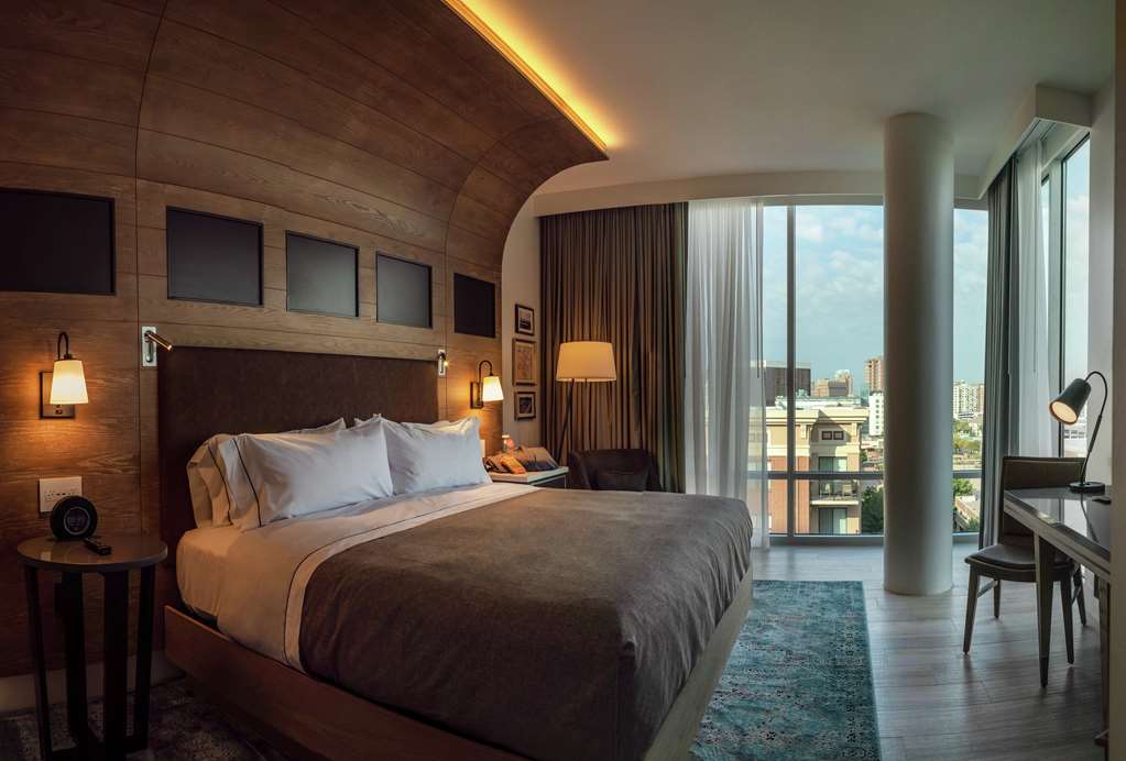 Guest room