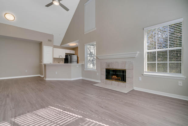 Images Knightsbridge at Stoneybrook