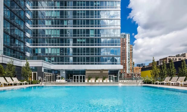Images SKY - Luxury Apartments
