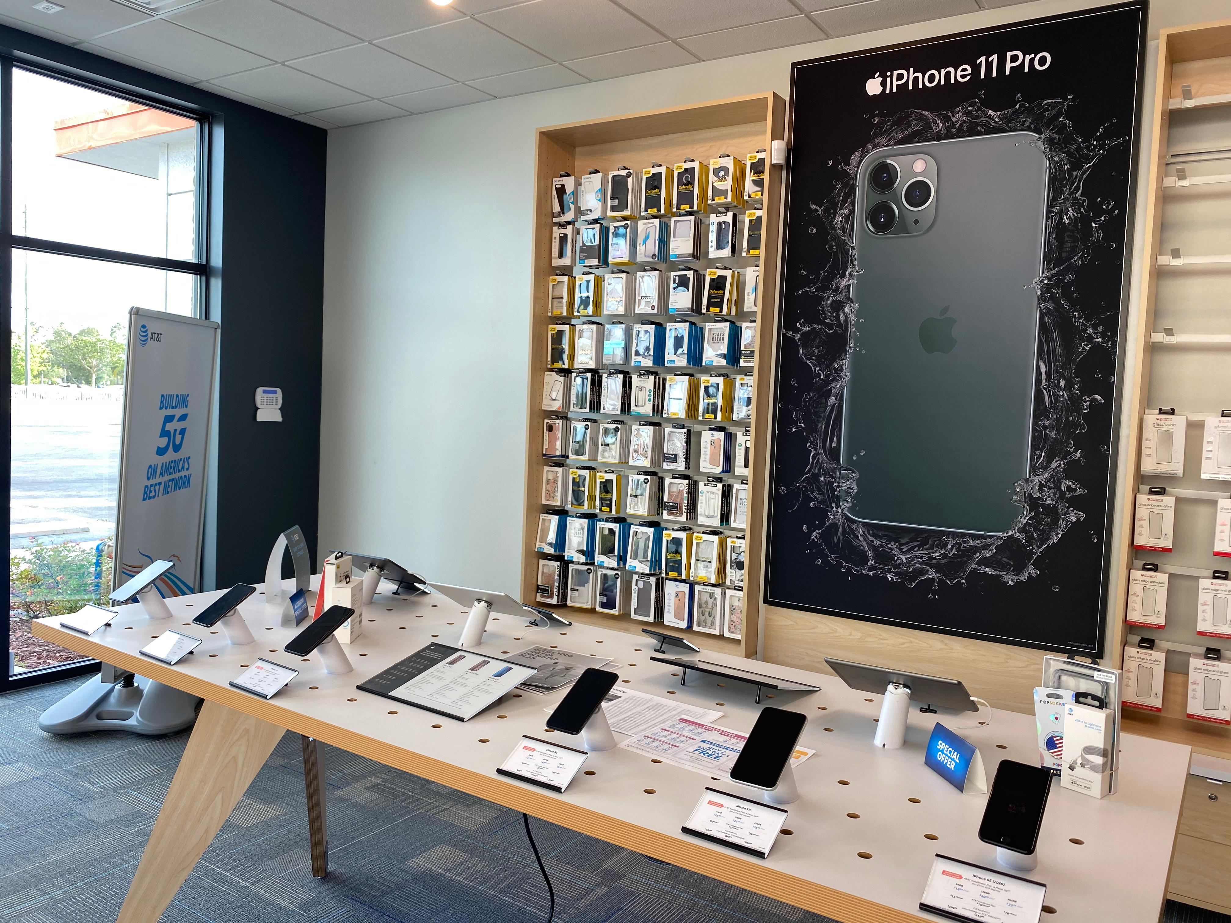 AT&T Store Photo