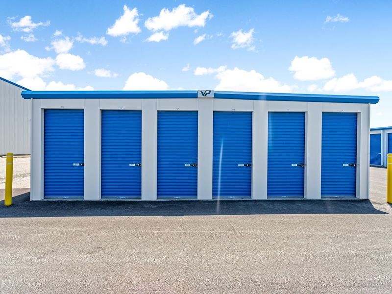 Exterior Units - Storage Express at 17939 Harrison Street Rd, Charleston, IL 61920