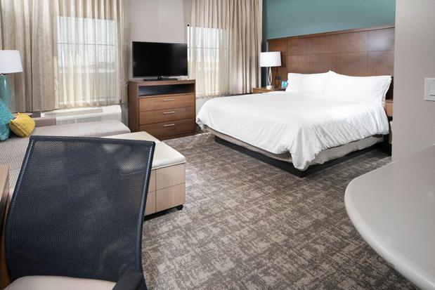 Images Staybridge Suites Florence - Cincinnati South by IHG