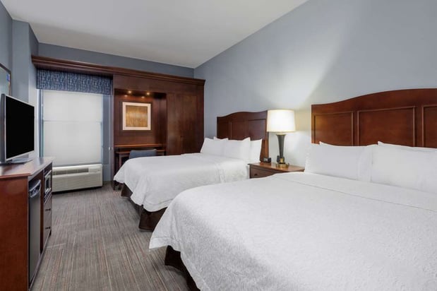 Images Hampton Inn Denver-International Airport
