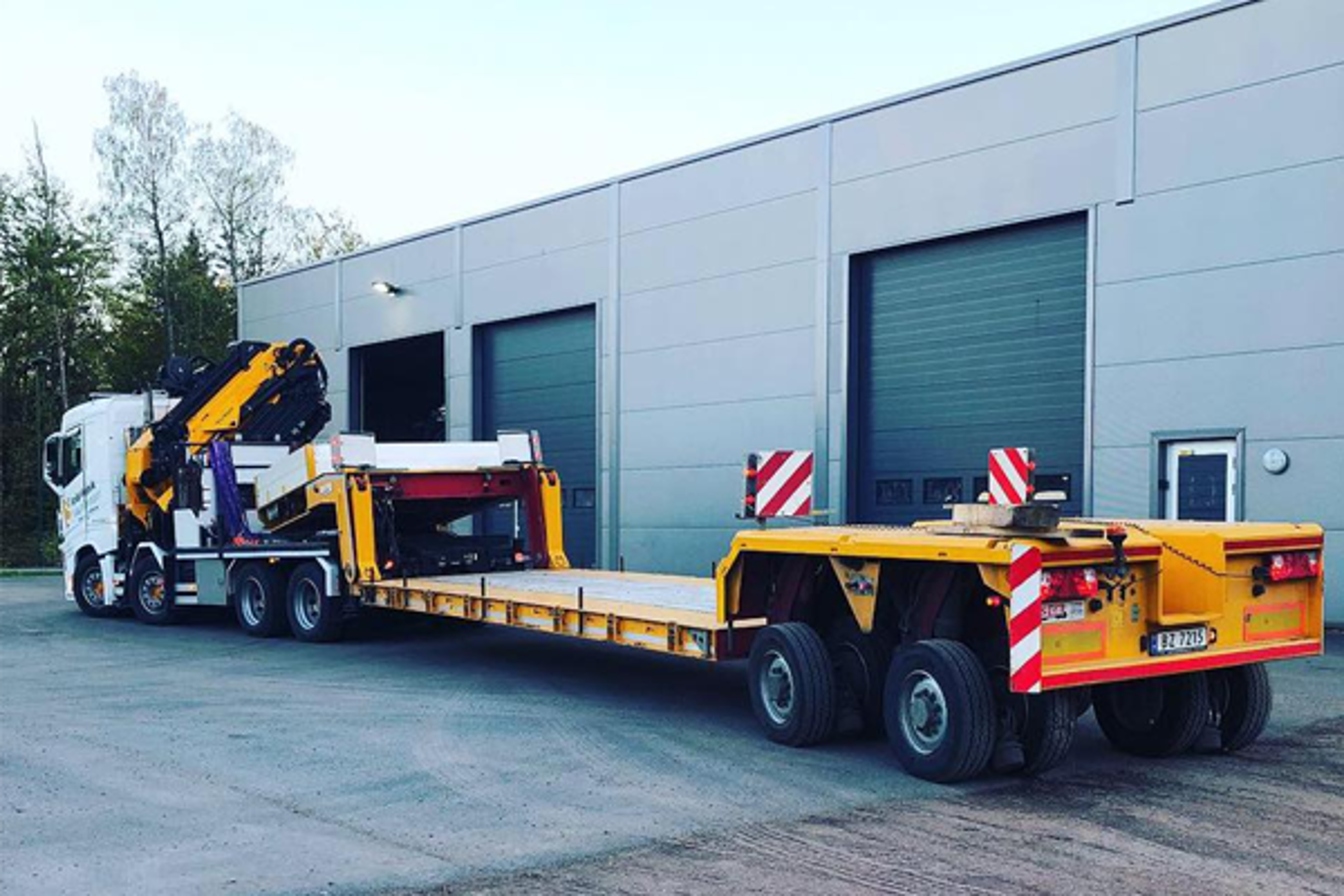 Images Arild Vedvik Kran & Transport AS