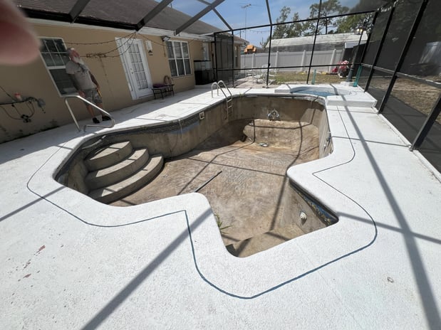 Images Paradise Palm Pools Inc